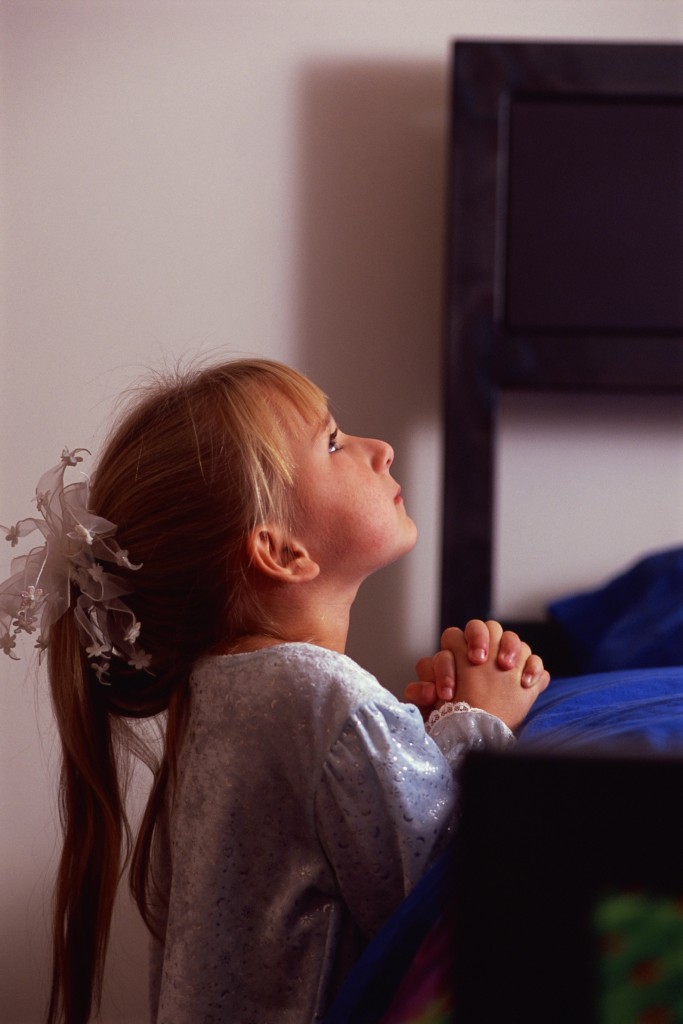 Little Girl praying